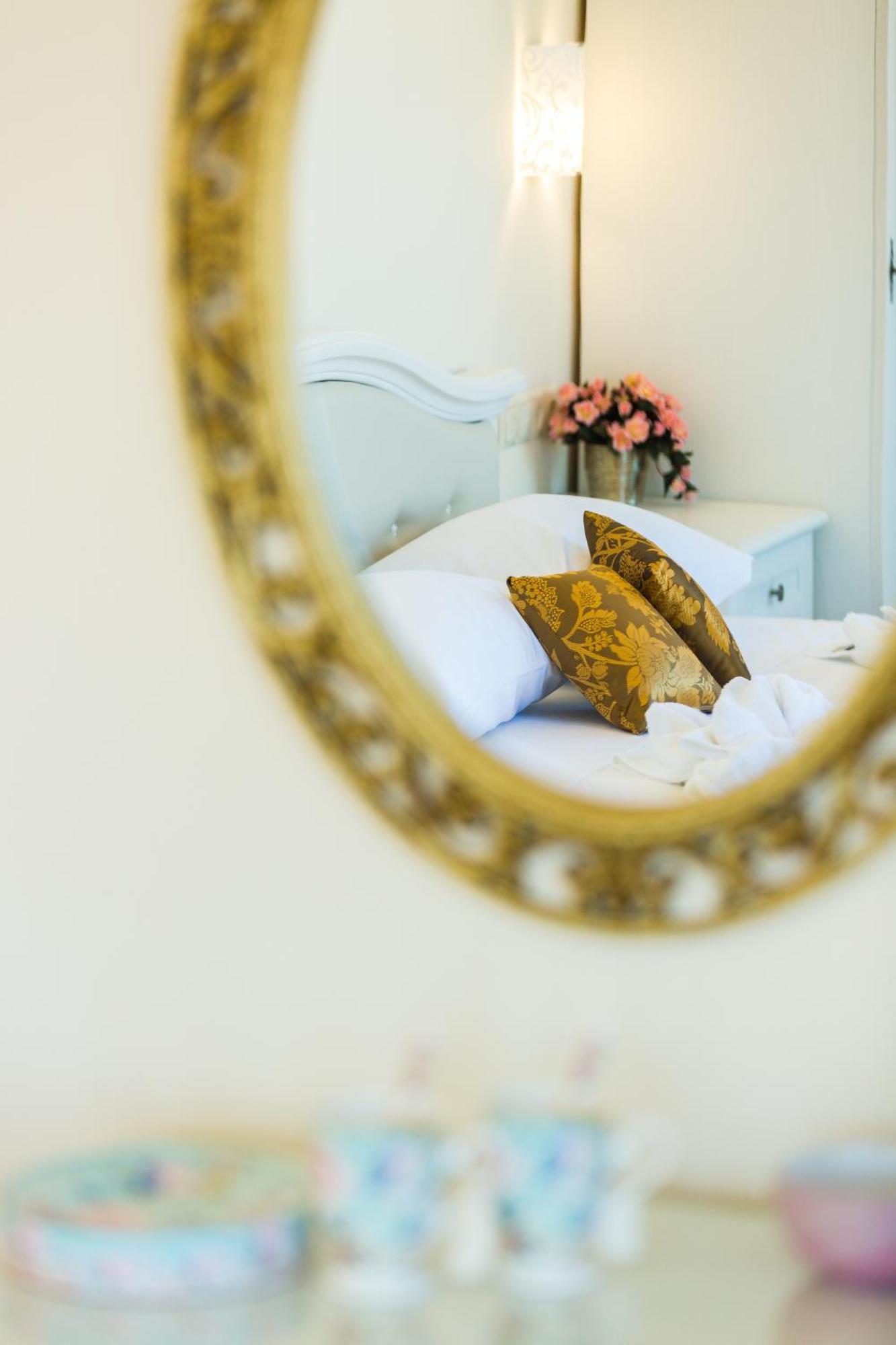 Polyxenia Suites Rethymno Exterior foto
